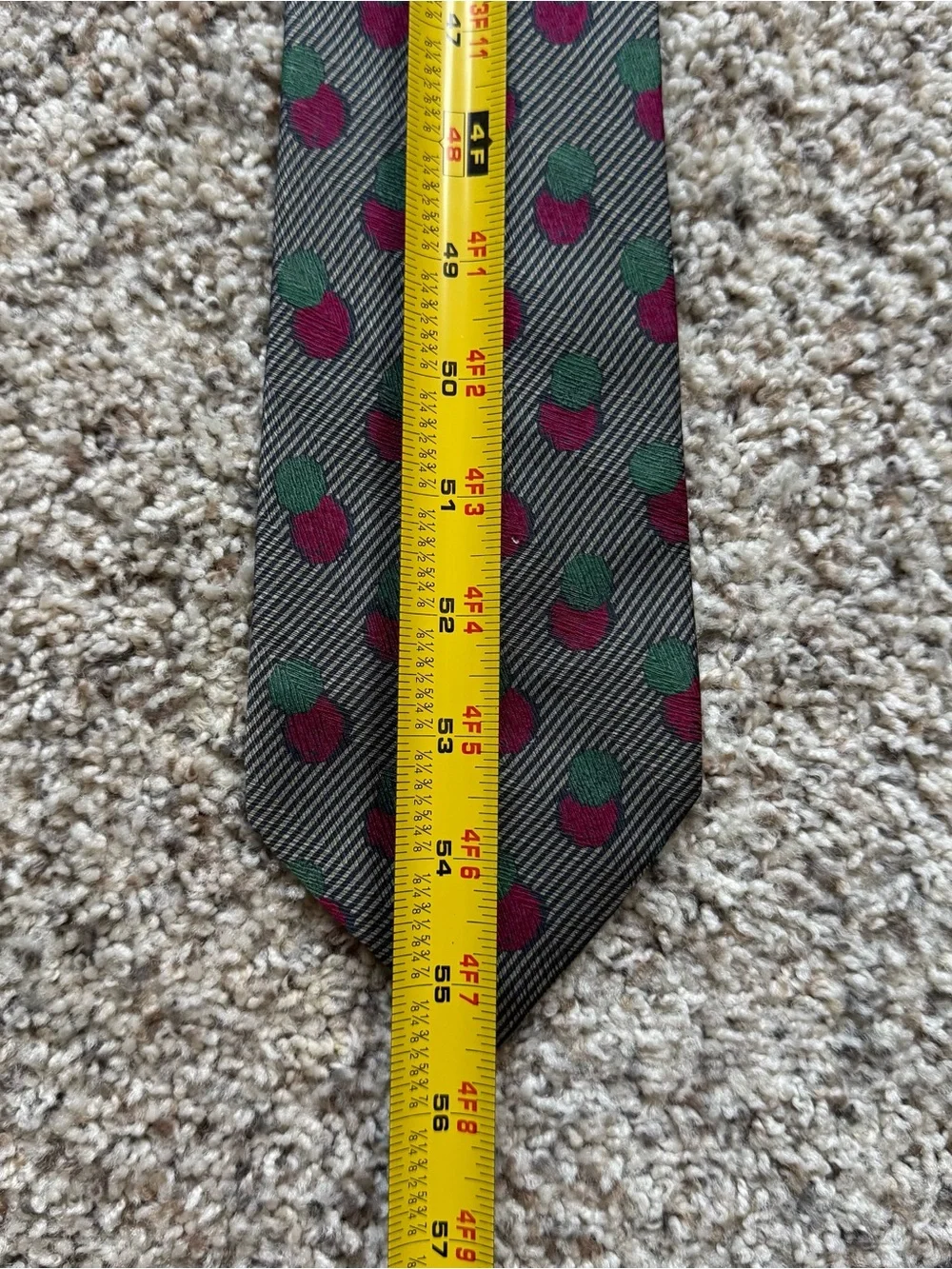Giorgio Armani Men’s Tie Gray Green Burgundy Geometric Woven Logo Classic